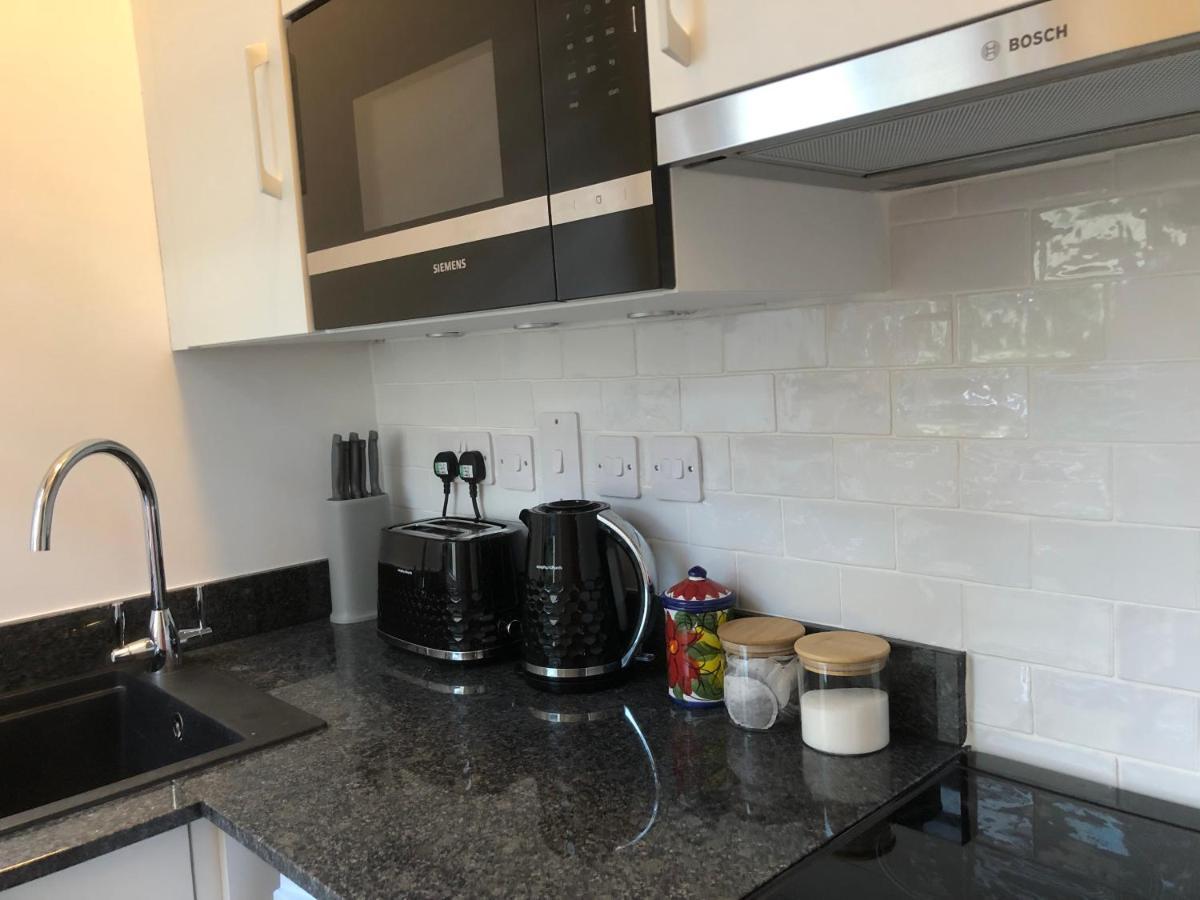Cosy One Bedroom Flat In City Center EDI Exterior foto